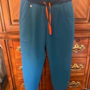 Women’s Figs Jogger Scrub Pants